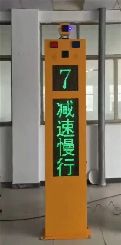 هل يمكن استخدام أعمدة إشارات المرور لأغراض أخرى؟